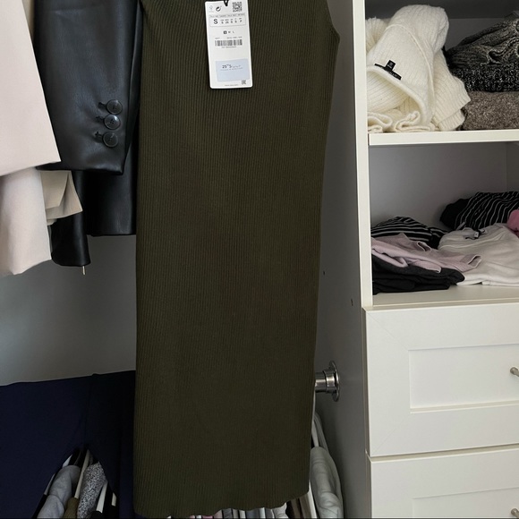 One shoulder Zara green dress! - Picture 2 of 3